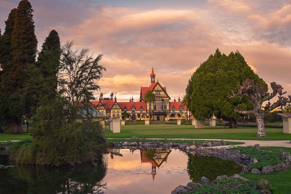 RT09 - Old baths - Rotorua, Bay of Plenty.jpg